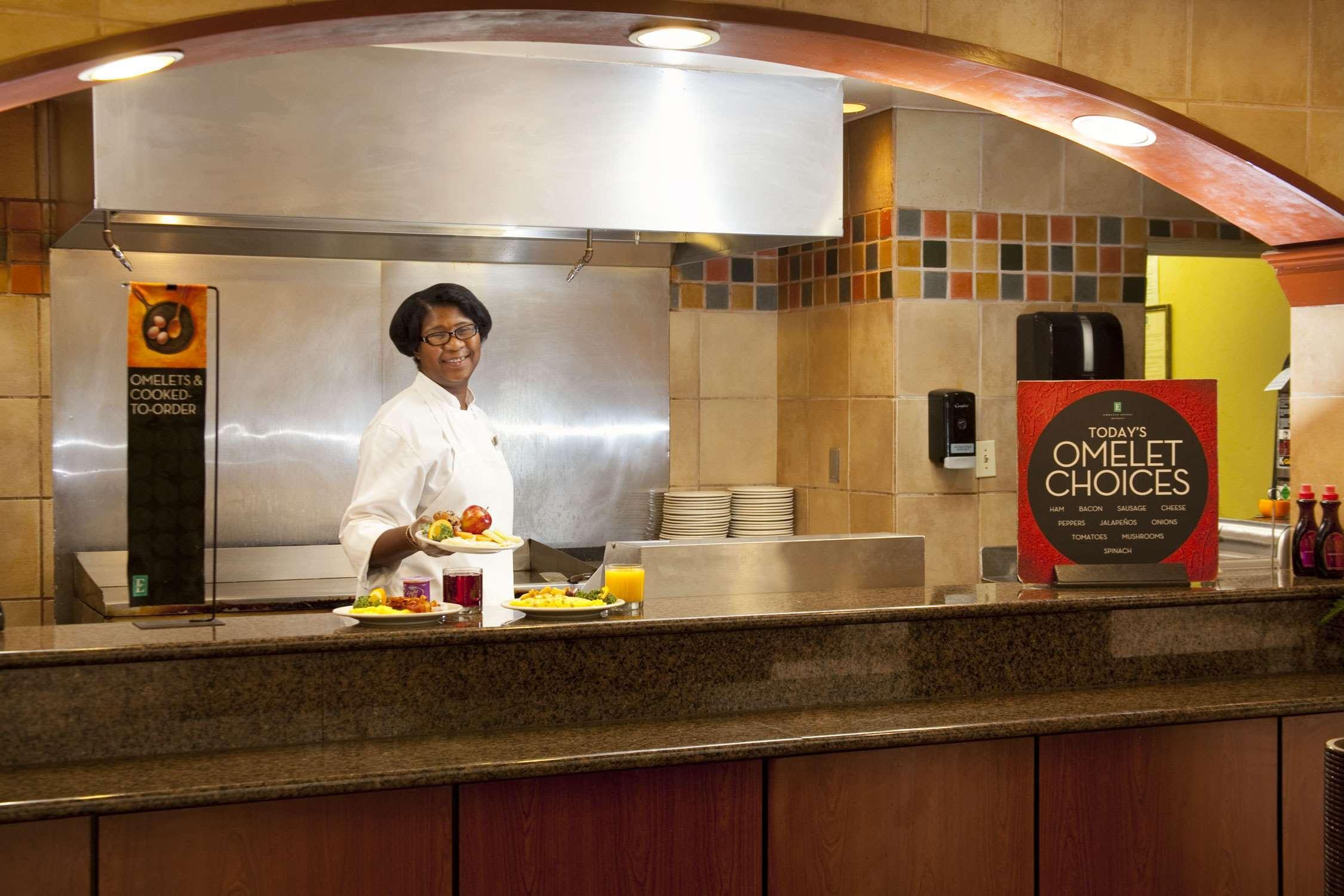 Embassy Suites By Hilton Columbia Greystone Restaurant bilde